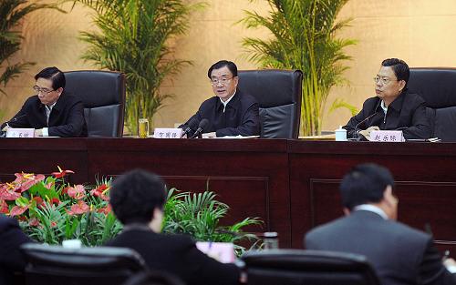 10月23日,中共中央政治局常委、中央紀(jì)委書記賀國(guó)強(qiáng)在西安出席部分省(區(qū)、市)紀(jì)委書記座談會(huì)并講話。 新華社記者 李濤 攝