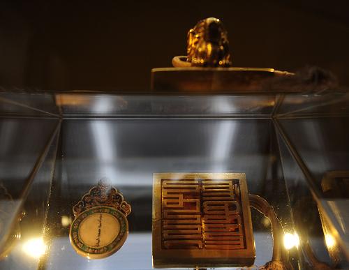 這是1月4日在日本東京國(guó)立博物館舉行的“北京故宮博物院200選”展覽上拍攝的一枚展出的璽印。新華社記者 季春鵬 攝