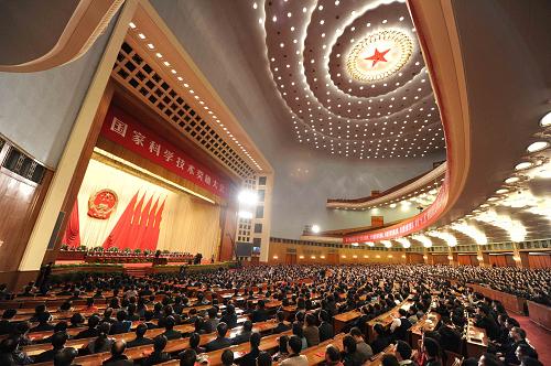 1月14日上午,中共中央、國務(wù)院在北京隆重舉行國家科學(xué)技術(shù)獎(jiǎng)勵(lì)大會(huì),黨和國家領(lǐng)導(dǎo)人胡錦濤、溫家寶、李長春、習(xí)近平、李克強(qiáng)出席大會(huì)。新華社記者 李濤 攝
