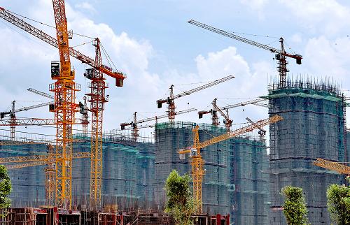這是福建省羅源縣一個(gè)在建樓盤(6月28日攝)。新華社記者 張國(guó)俊 攝