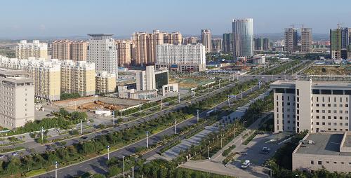 榆林市高新產(chǎn)業(yè)開發(fā)區(qū)一角。新華社記者 陶明 攝