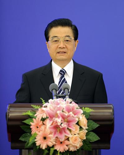9月16日,中國國家主席胡錦濤在北京人民大會堂出席第五屆APEC人力資源開發(fā)部長級會議開幕式并致辭。 新華社記者李學(xué)仁攝