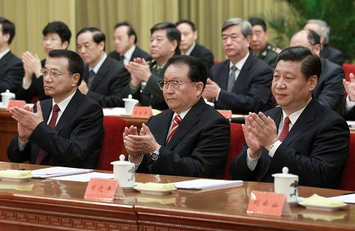 10月28日,中華全國新聞工作者協(xié)會(huì)第八屆理事會(huì)第一次會(huì)議在北京開幕。中共中央政治局常委李長春代表黨中央在開幕式上講話。中共中央政治局常委、中央書記處書記、國家副主席習(xí)近平,中共中央政治局常委、國務(wù)院副總理李克強(qiáng)出席會(huì)議。 新華社記者 龐興雷 攝