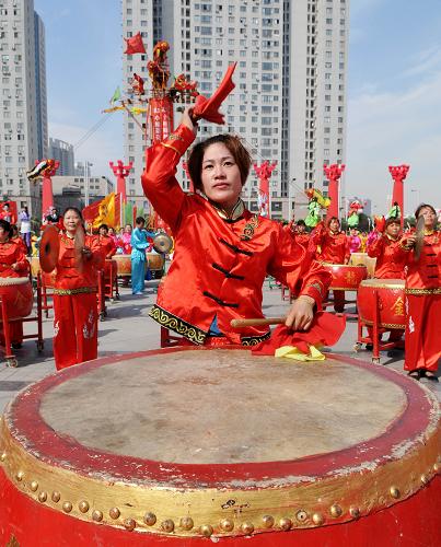 6月9日,演員在中國(guó)文化遺產(chǎn)日主場(chǎng)活動(dòng)開幕儀式上表演。新華社記者 李博 攝