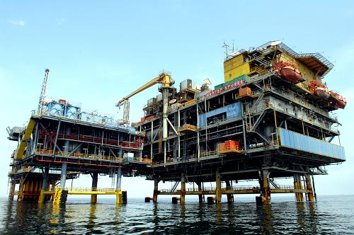 7月13日,中海油綏中36-1中心平臺。新華社記者 楊青 攝