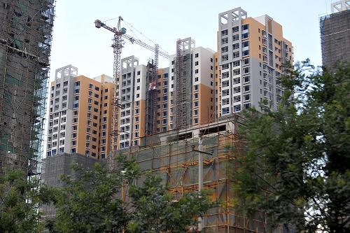 7月12日拍攝的山西省太原市保障性安居工程——西華苑三期經(jīng)濟(jì)適用房。新華社記者 詹彥 攝