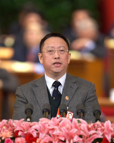 這是鄭建邦委員代表民革中央作《堅持“九二共識” 兩岸共沐春風(fēng)》的發(fā)言。新華社記者 黃敬文 攝