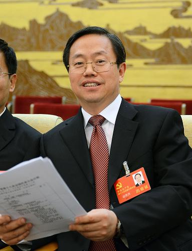 11月9日,十八大代表趙世洪在接受記者采訪時(shí)說(shuō),河北省廊坊市堅(jiān)持走改革開(kāi)放之路,推進(jìn)一系列發(fā)展思路加速轉(zhuǎn)化為現(xiàn)實(shí)成果。新華社記者 王建華 攝