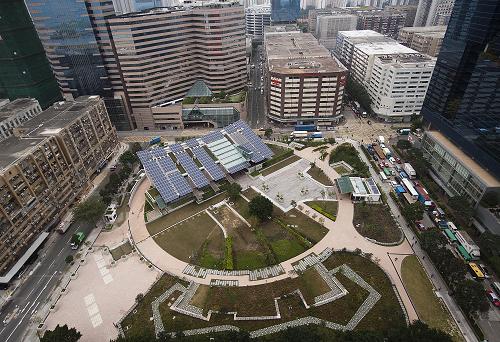 這是位于香港九龍灣的“零碳天地”(12月17日攝)。新華社記者 呂小煒 攝