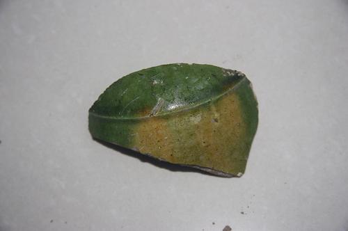 這是河北內(nèi)丘邢窯遺址出土的隋三彩。新華社發(fā)
