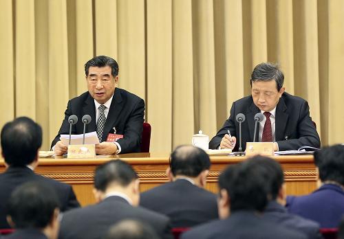 12月21日至22日,中央農(nóng)村工作會(huì)議在北京舉行,中共中央政治局委員馬凱主持第一次全體會(huì)議,國務(wù)院副總理回良玉出席會(huì)議并講話。新華社記者 丁林 攝