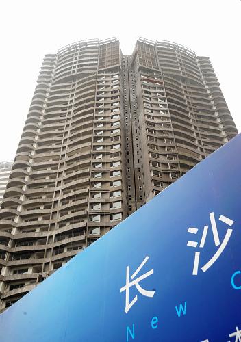 長沙市區(qū)一處興建中的商品房(8月11日攝)。新華社記者 龍弘濤 攝