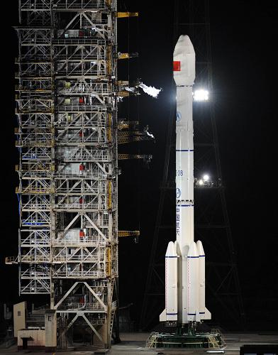 9月19日零時(shí)33分,我國在西昌衛(wèi)星發(fā)射中心用“長征三號乙”運(yùn)載火箭成功將“中星1A”衛(wèi)星送入太空預(yù)定轉(zhuǎn)移軌道。新華社記者 張領(lǐng) 攝
