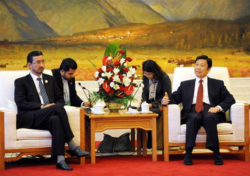 9月21日,中國國家副主席李源潮在昆明會見阿富汗人民院議長易卜拉希米。新華社記者 楊宗友 攝