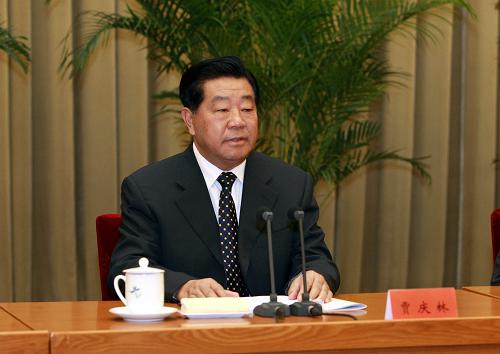 1月28日至29日,2010年對臺(tái)工作會(huì)議在北京舉行。中共中央政治局常委、全國政協(xié)主席賈慶林出席會(huì)議并作重要講話。新華社記者 龐興雷 攝