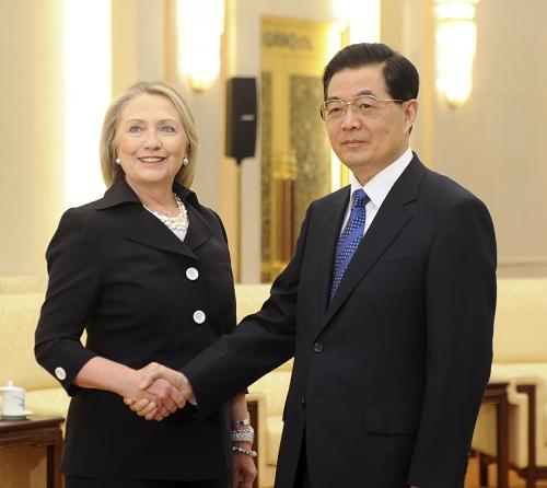 9月5日,中國國家主席胡錦濤在北京人民大會(huì)堂會(huì)見美國國務(wù)卿希拉里·克林頓。新華社記者 張鐸 攝