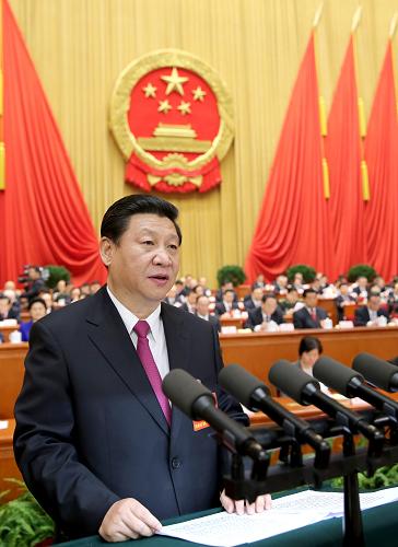 3月17日,第十二屆全國人民代表大會(huì)第一次會(huì)議在北京人民大會(huì)堂舉行閉幕會(huì)。這是中華人民共和國主席習(xí)近平發(fā)表重要講話。新華社記者 蘭紅光 攝