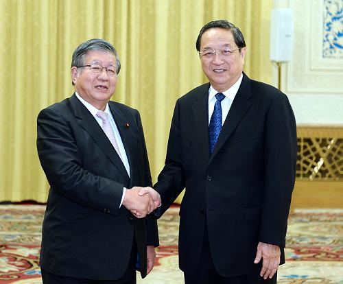 8月30日,中共中央政治局常委、全國政協(xié)主席俞正聲在北京會見日本前眾議長橫路孝弘率領(lǐng)的日本民主黨政治家代表團。新華社記者 李濤 攝