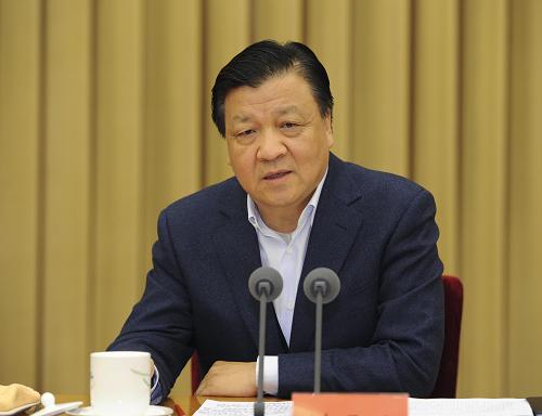 10月30日,中共中央政治局常委、中央黨的群眾路線教育實(shí)踐活動領(lǐng)導(dǎo)小組組長劉云山在北京出席黨的群眾路線教育實(shí)踐活動工作座談會并講話。 新華社記者 饒愛民 攝