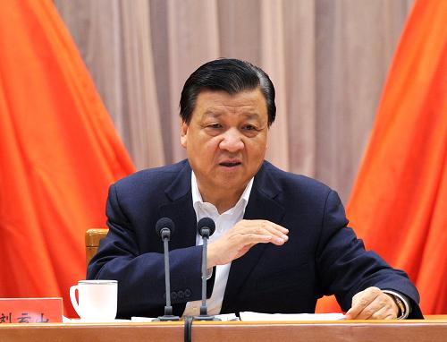 2月19日,中共中央政治局常委劉云山在省部級主要領(lǐng)導(dǎo)干部學(xué)習(xí)貫徹十八屆三中全會精神全面深化改革專題研討班上以深化黨的建設(shè)制度改革為題作報告。新華社記者 饒愛民 攝