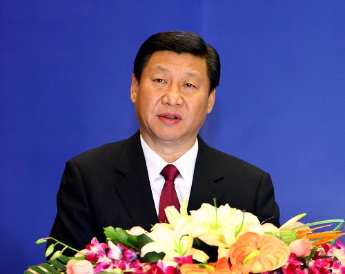 11月16日,第三屆歐亞經(jīng)濟(jì)論壇在陜西省西安市舉行。中共中央政治局常委、中華人民共和國副主席習(xí)近平出席開幕式并發(fā)表重要演講。新華社記者 蘭紅光 攝
