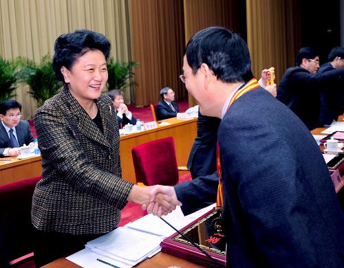 2月18日,中共中央政治局委員、國(guó)務(wù)委員劉延?xùn)|在北京出席全國(guó)科技工作會(huì)議。新華社記者 張鐸 攝