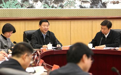 12月12日,部分中央和國家機關(guān)深入學(xué)習(xí)實踐科學(xué)發(fā)展觀活動座談會在北京中南海舉行,中共中央政治局常委、中央書記處書記、中央學(xué)習(xí)實踐科學(xué)發(fā)展觀活動領(lǐng)導(dǎo)小組組長習(xí)近平出席并發(fā)表講話。新華社記者 姚大偉 攝