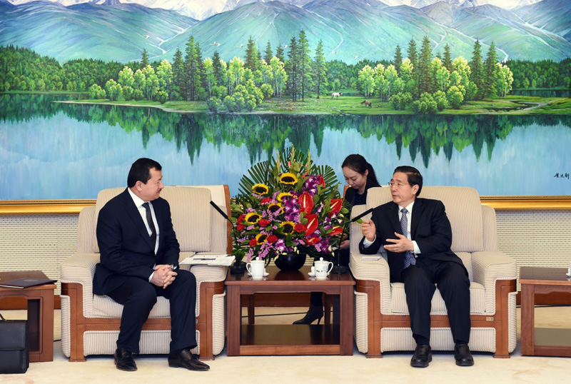 1月25日，中國國務委員、公安部部長郭聲琨在北京會見塔吉克斯坦國家安全委員會主席亞季莫夫。