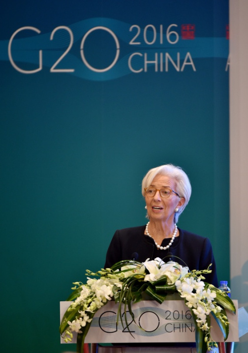 2月26日,國際貨幣基金組織總裁克里斯蒂娜·拉加德出席研討會并作主旨發(fā)言。新華社記者 李鑫 攝 2月26日,國際貨幣基金組織總裁克里斯蒂娜·拉加德出席研討會并作主旨發(fā)言。新華社記者 李鑫 攝