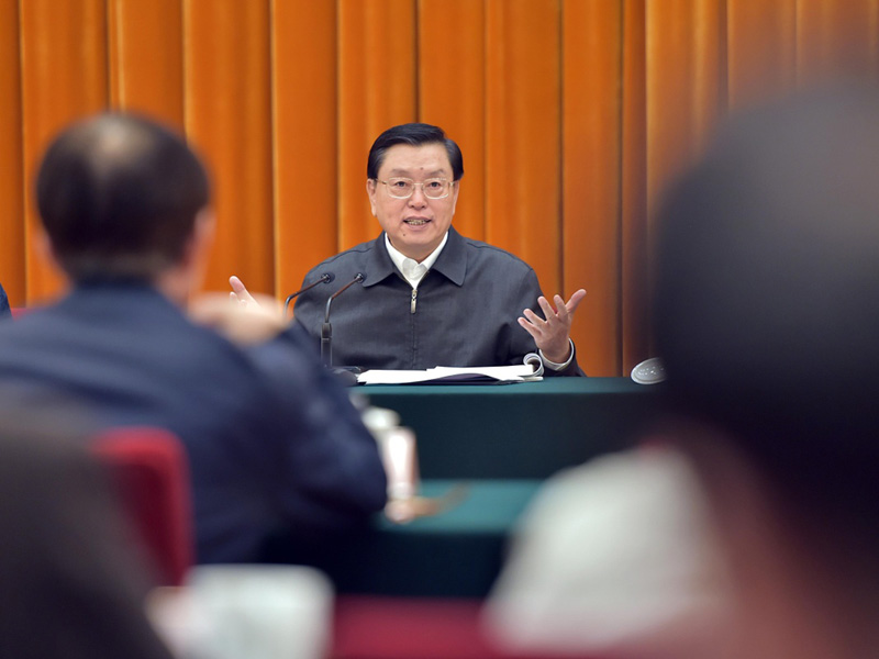 4月12日，中共中央政治局常委、全國人大常委會委員長張德江在北京主持召開全國人大常委會食品安全法執(zhí)法檢查組第一次全體會議，正式啟動2016年度全國人大常委會執(zhí)法檢查。