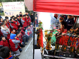 300合肥：非遺展示進校園1.jpg