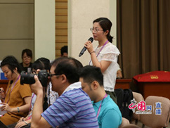 現(xiàn)場記者3-242.jpg