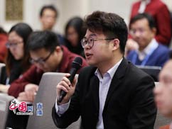 中央電視臺(tái)記者.jpg-242.jpg