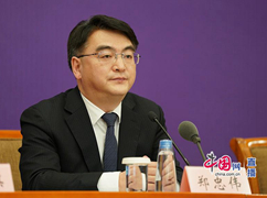 國家衛(wèi)生健康委醫(yī)藥衛(wèi)生科技發(fā)展研究中心主任鄭忠偉_副本.jpg