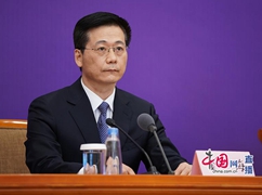 海關總署綜合業(yè)務司司長金海_副本.jpg