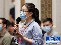 北京青年報記者提問_large.gif