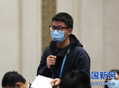 香港商報(bào)記者提問(wèn)_large.jpg
