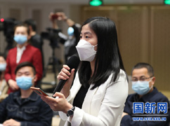 南方都市報記者提問00.jpg