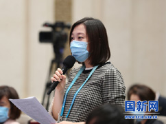 香港紫荊雜志記者提問00.jpg