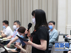 00深圳特區(qū)報(bào)記者提問(wèn)_large.jpg
