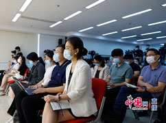 發(fā)布會現(xiàn)場媒體記者.jpg