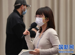 封面新聞?dòng)浾咛釂朹large.jpg