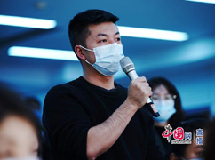 南方都市報(bào)記者提問.jpg