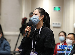 10中央廣播電視總臺央視記者提問_large.jpg