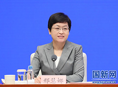 1國務(wù)院新聞辦新聞局副局長、新聞發(fā)言人邢慧娜_large.jpg