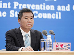 2國家衛(wèi)生健康委疾控局副局長、一級(jí)巡視員雷正龍.jpg