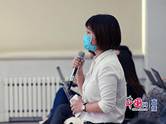 10中央廣播電視總臺央視記者提問.jpg