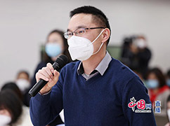 人民日?qǐng)?bào)記者提問.jpg