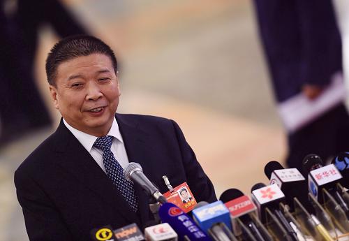 3月10日,國土資源部部長姜大明在北京人民大會(huì)堂接受采訪。新華社記者 金良快 攝