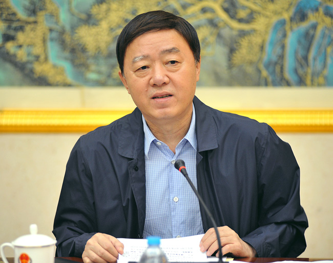 解學(xué)智主持會(huì)議并講話